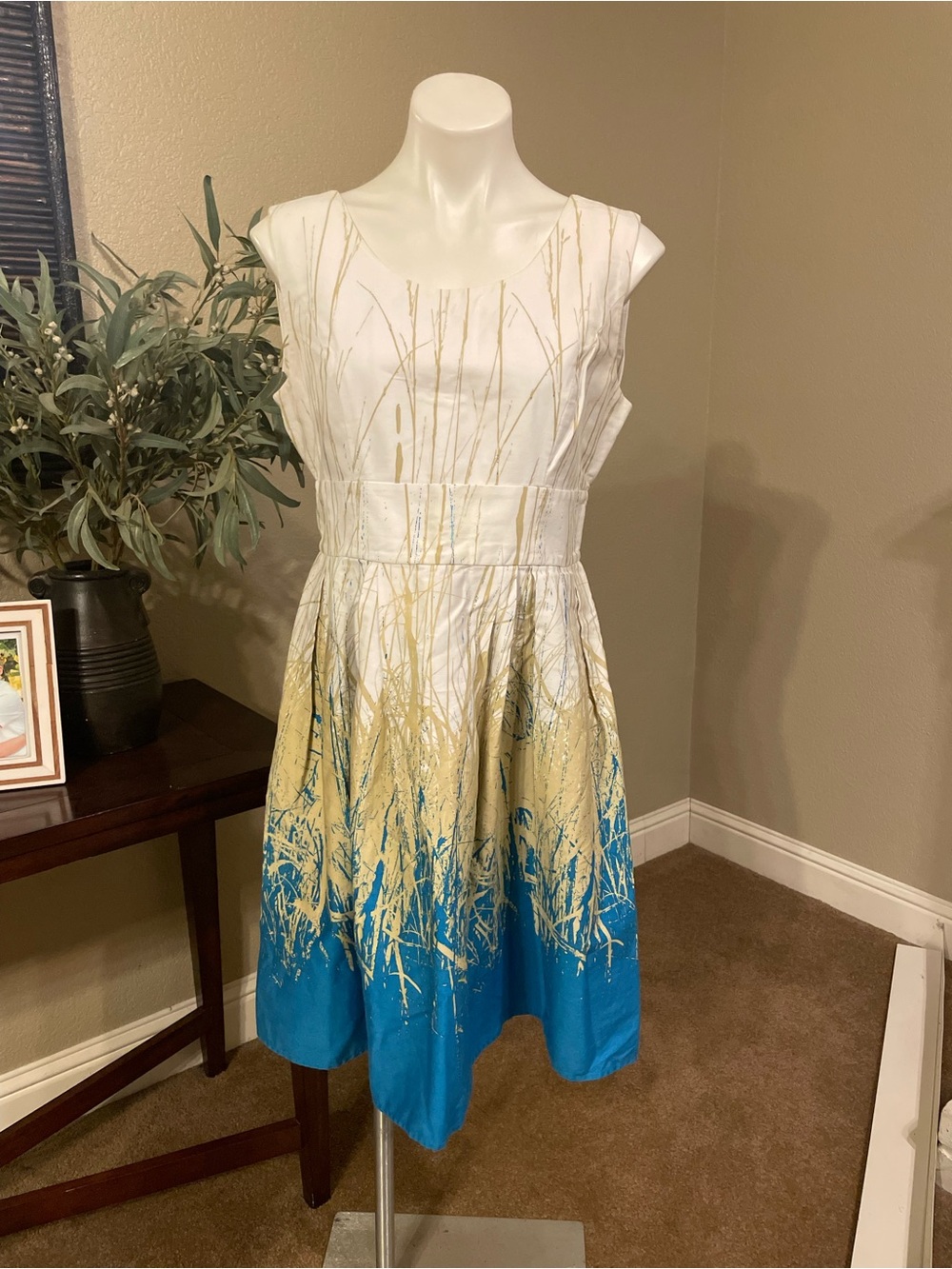 Marvin Richards White & Teal Floral Print Fit-and-Flare Dress size 12